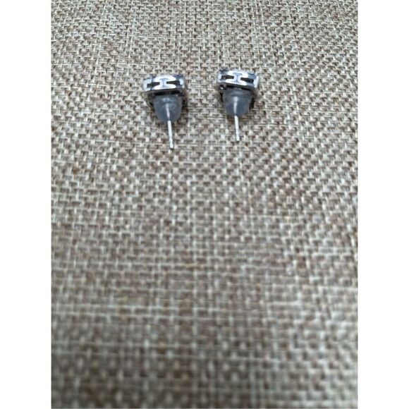 TRUMIUM Sterling Silver Pierced Earrings Gold Silver Diamond Layered Studs Unise - Picture 4 of 5